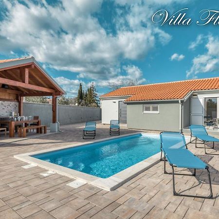 Villa Flores Kavran Eksteriør billede